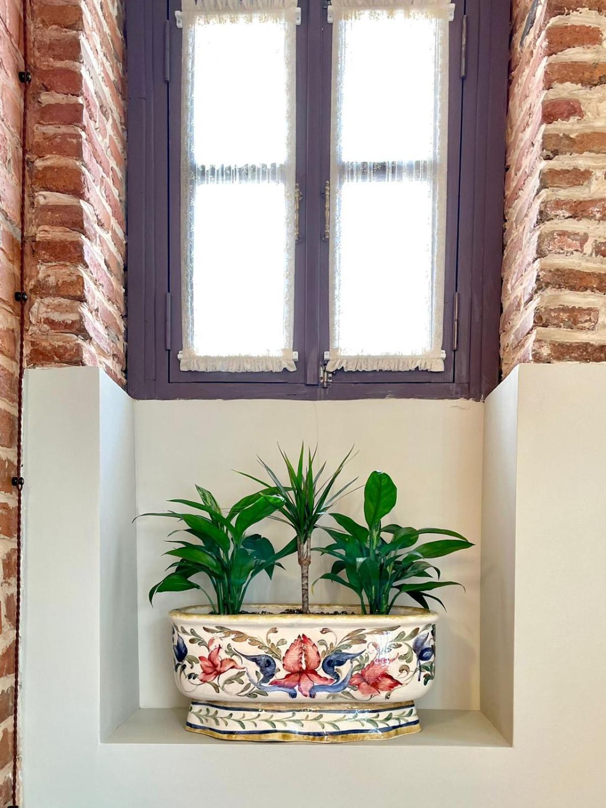 Arts Hotel Tbilisi Ngoại thất bức ảnh